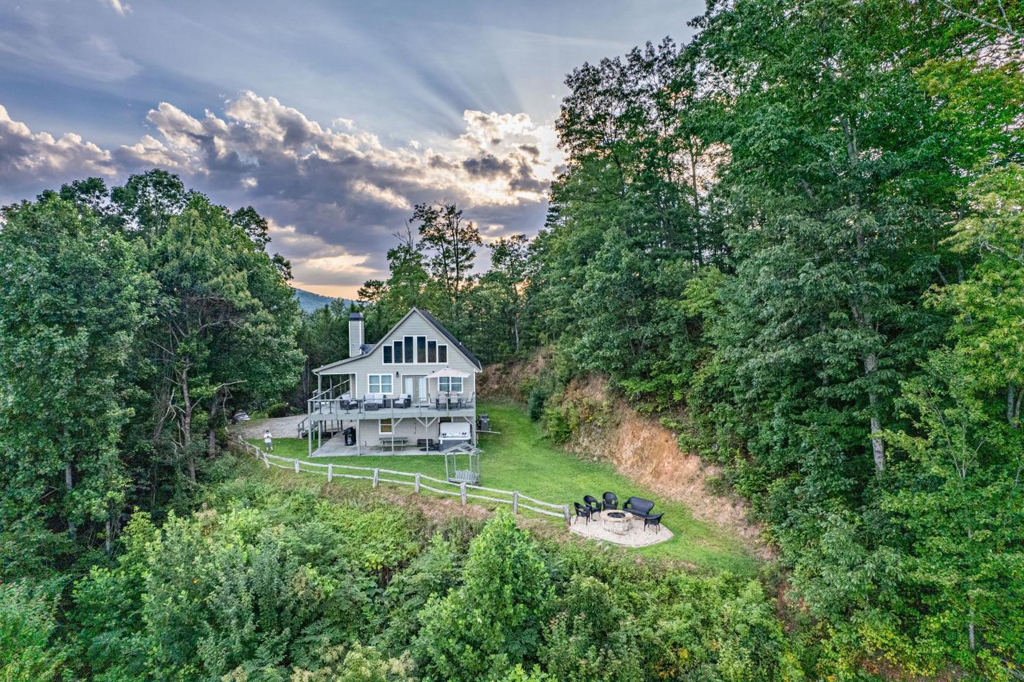 Stunning Mtn. Views! 4Br With All The Amenities! - Vista Vibes- Bryson City Exterior photo